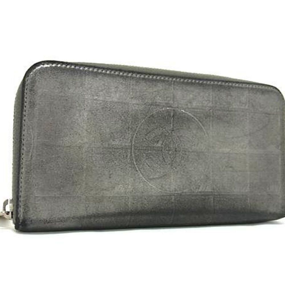 CHANEL Gray Leather Logo Wallet